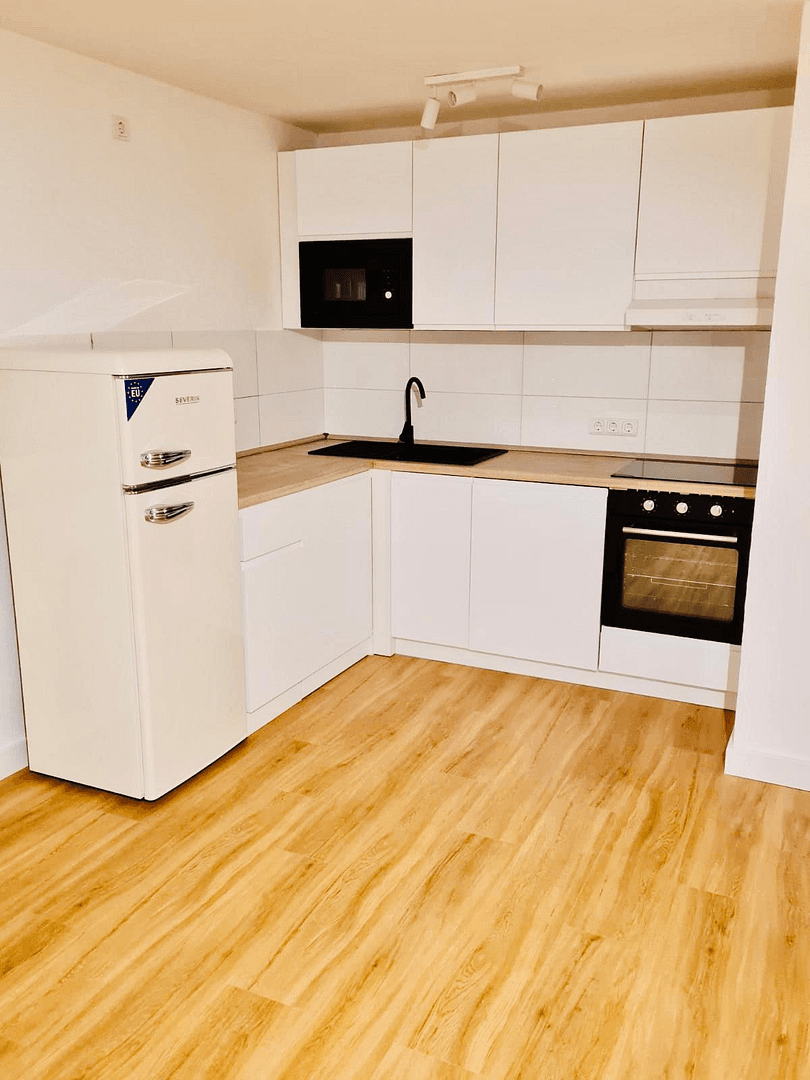 Pronájem bytu 1+1 49 m², Prinzess Luise Str. 75, Mülheim an der Ruhr, Severní Porýní-Vestfálsko Pronájem bytu 1+1 49 m², Prinzess Luise Str. 75, Mülheim an der Ruhr, Severní Porýní-Vestfálsko