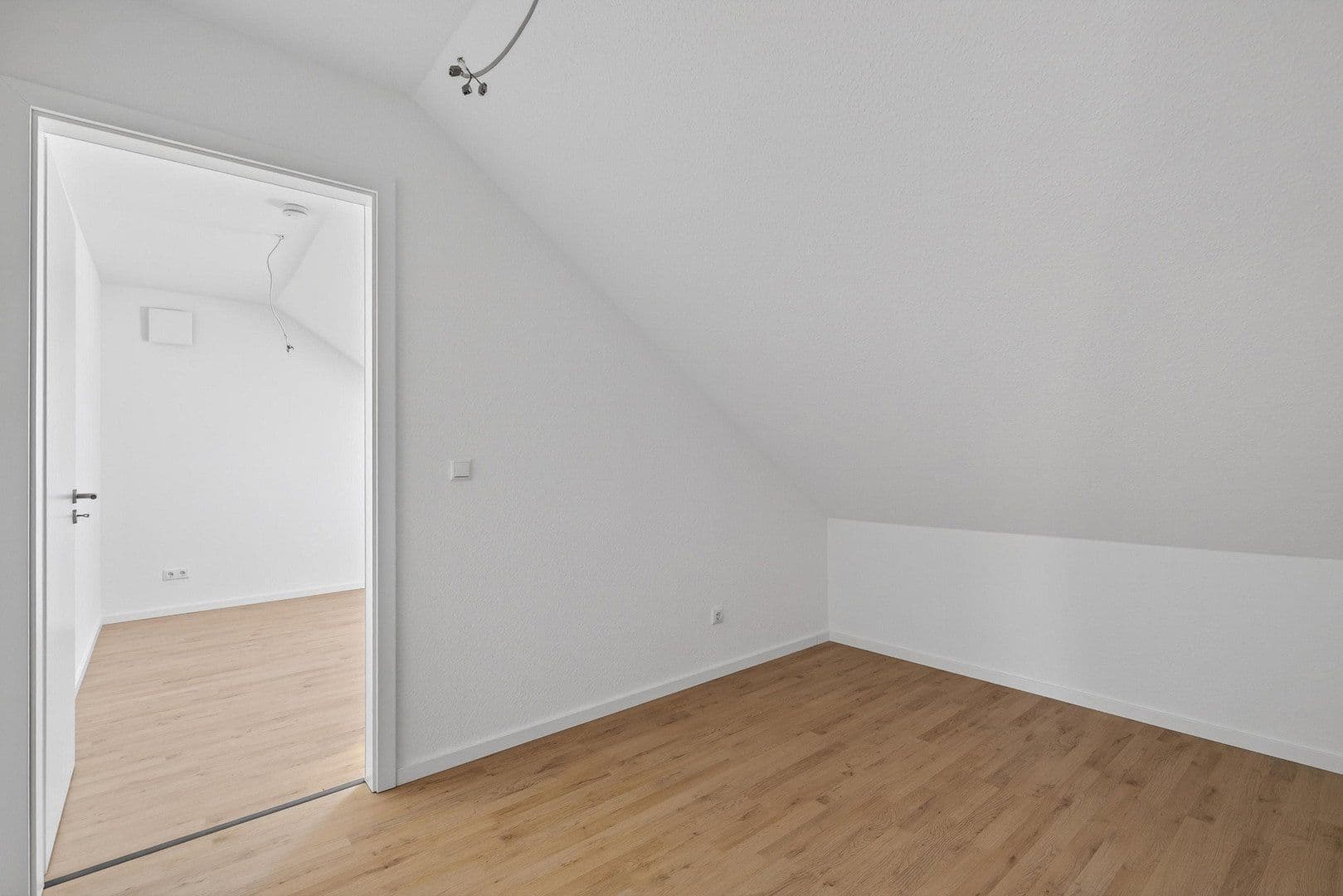 Prodej bytu 3+1 77 m², Bad Schönborn, Bádensko-Württembersko Prodej bytu 3+1 77 m², Bad Schönborn, Bádensko-Württembersko