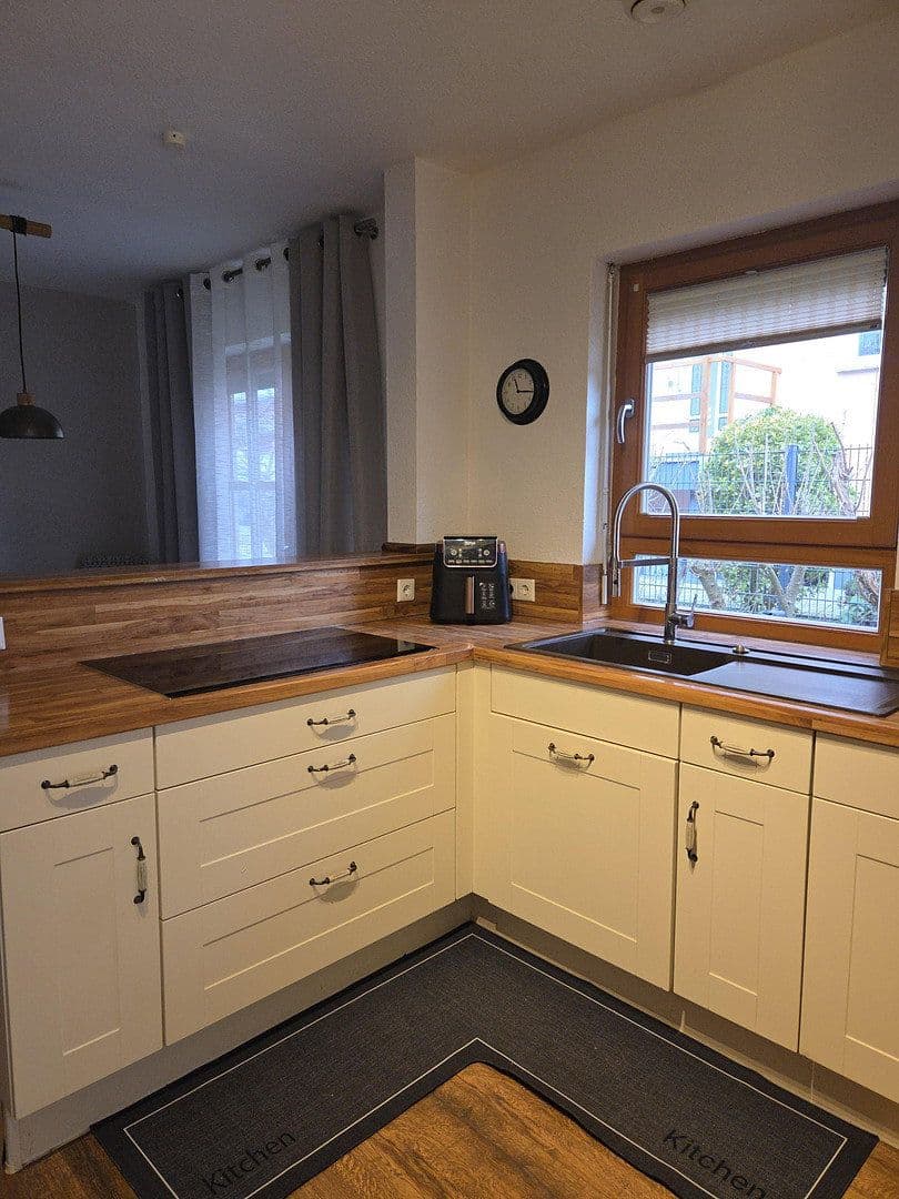 Prodej domu 163 m², pozemek 603 m², Büdingen, Hessen Prodej domu 163 m², pozemek 603 m², Büdingen, Hessen