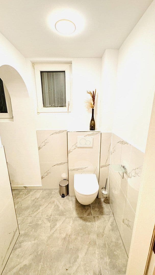 Pronájem bytu 3+1 71 m², Wiesbaden, Hessen Pronájem bytu 3+1 71 m², Wiesbaden, Hessen