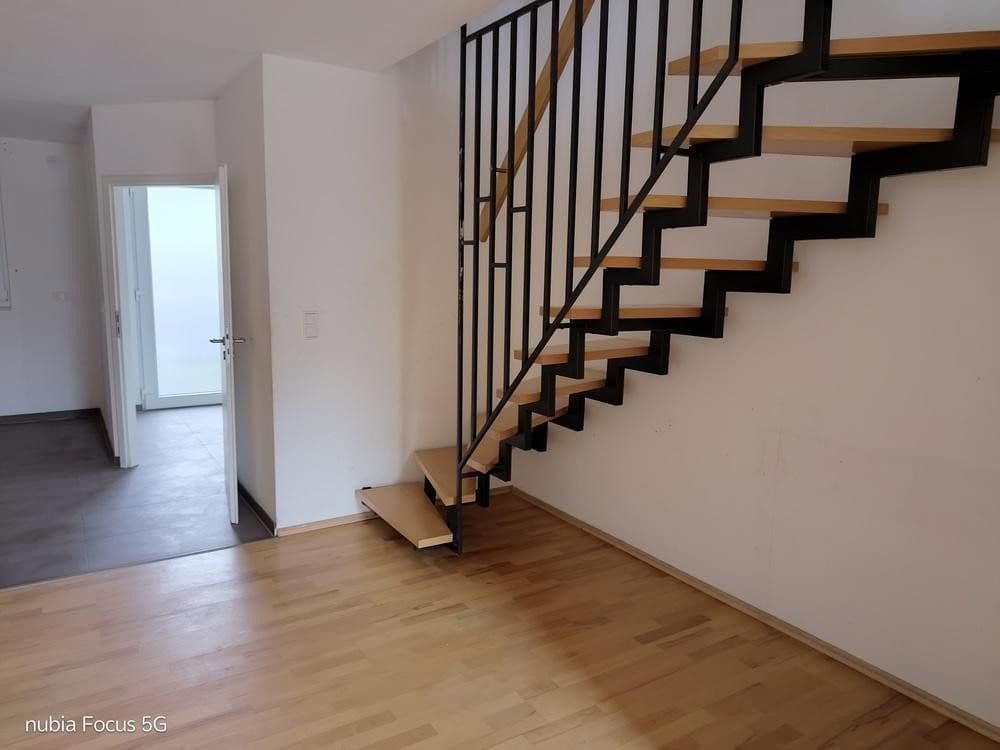 Prodej domu 141 m², pozemek 190 m², Weinheim, Bádensko-Württembersko Prodej domu 141 m², pozemek 190 m², Weinheim, Bádensko-Württembersko