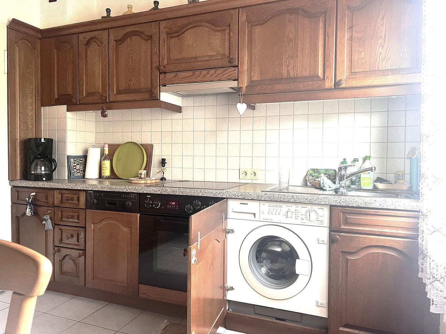 Pronájem bytu 3+1 95 m², Herzogenriedstraße 23, Mannheim, Bádensko-Württembersko Pronájem bytu 3+1 95 m², Herzogenriedstraße 23, Mannheim, Bádensko-Württembersko