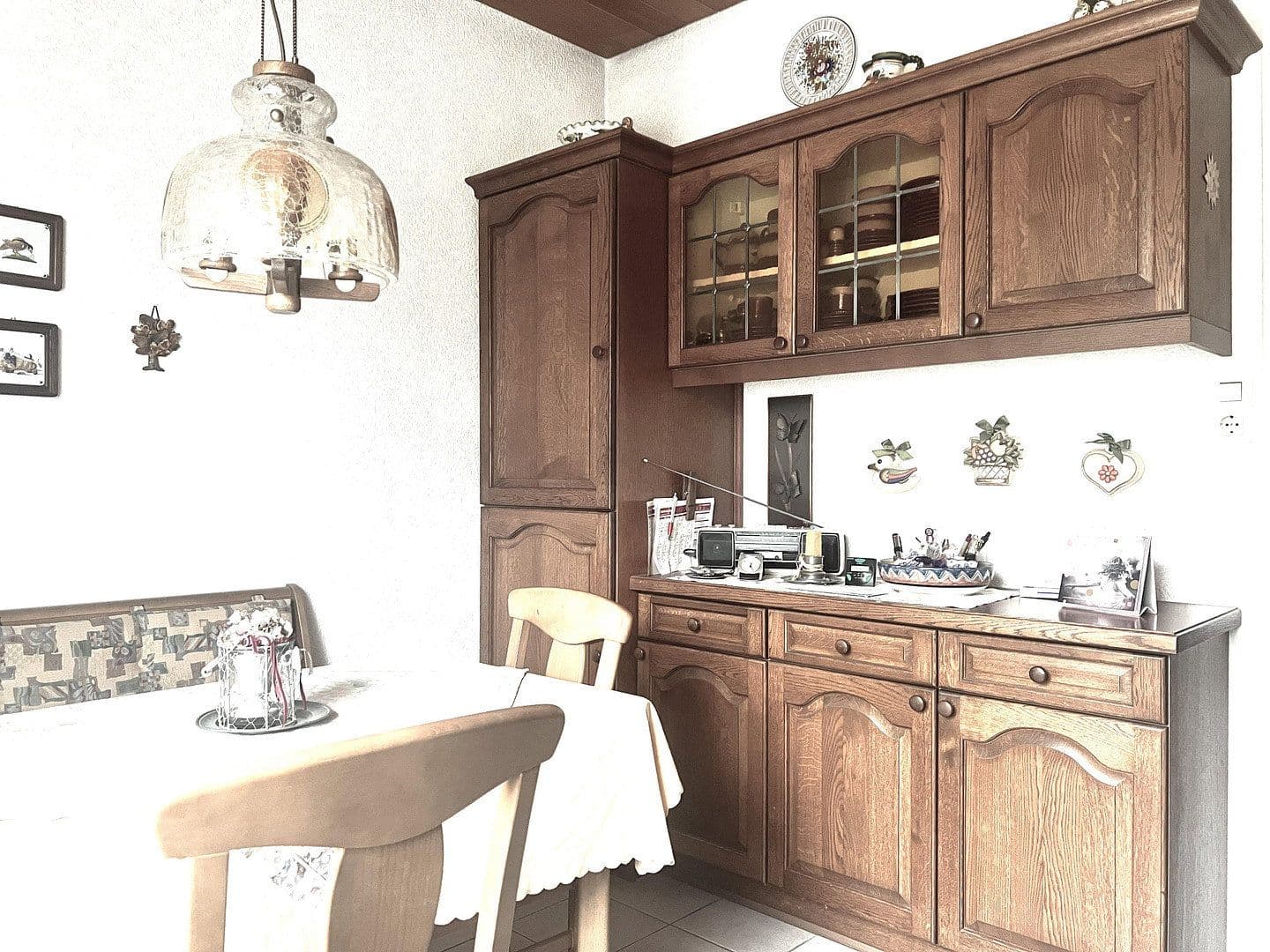 Pronájem bytu 3+1 95 m², Herzogenriedstraße 23, Mannheim, Bádensko-Württembersko Pronájem bytu 3+1 95 m², Herzogenriedstraße 23, Mannheim, Bádensko-Württembersko