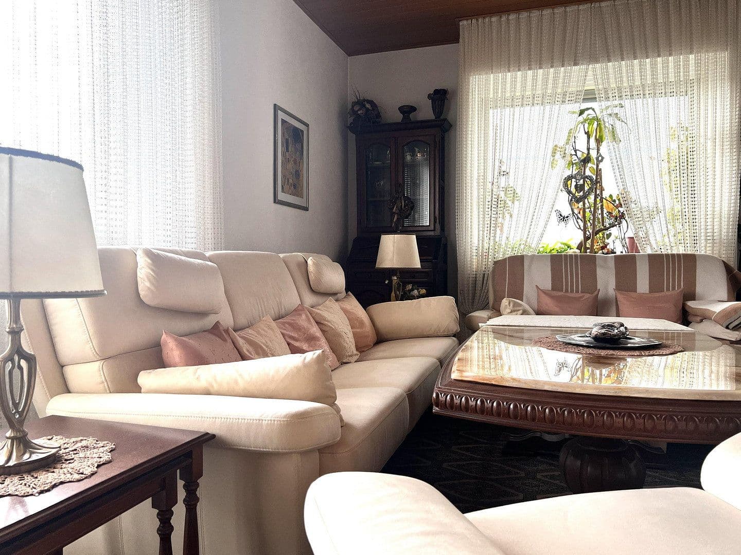 Pronájem bytu 3+1 95 m², Herzogenriedstraße 23, Mannheim, Bádensko-Württembersko Pronájem bytu 3+1 95 m², Herzogenriedstraße 23, Mannheim, Bádensko-Württembersko