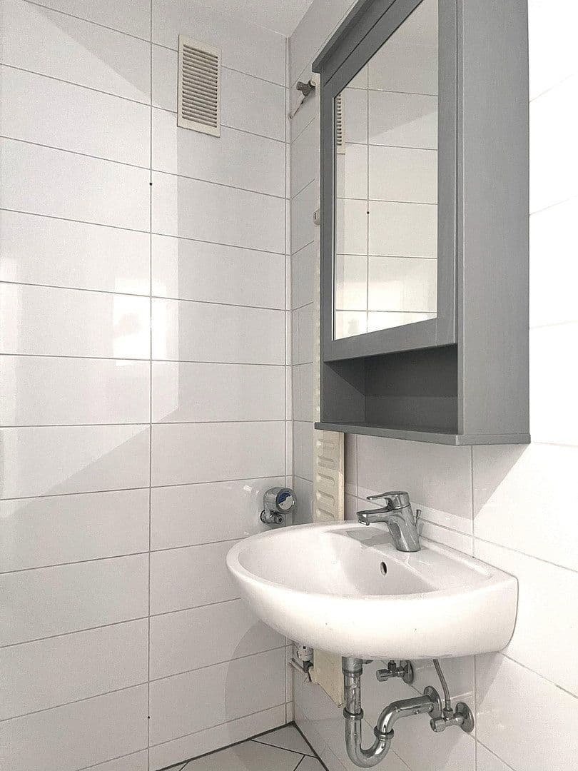 Pronájem bytu 3+1 70 m², G7, 27, Mannheim, Bádensko-Württembersko Pronájem bytu 3+1 70 m², G7, 27, Mannheim, Bádensko-Württembersko