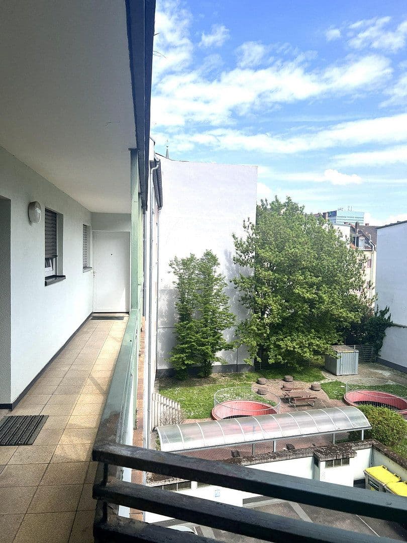 Pronájem bytu 3+1 70 m², G7, 27, Mannheim, Bádensko-Württembersko Pronájem bytu 3+1 70 m², G7, 27, Mannheim, Bádensko-Württembersko