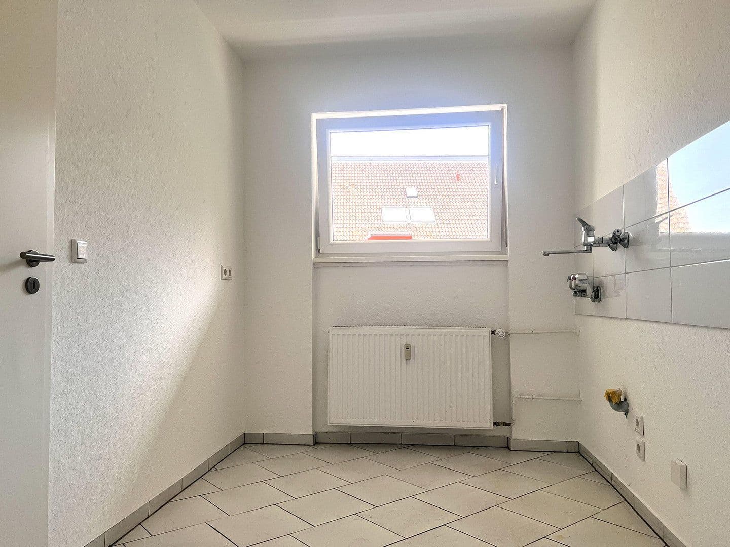 Pronájem bytu 3+1 70 m², G7, 27, Mannheim, Bádensko-Württembersko Pronájem bytu 3+1 70 m², G7, 27, Mannheim, Bádensko-Württembersko