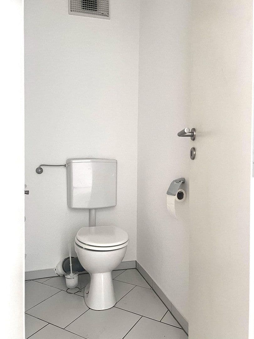 Pronájem bytu 3+1 70 m², G7, 27, Mannheim, Bádensko-Württembersko Pronájem bytu 3+1 70 m², G7, 27, Mannheim, Bádensko-Württembersko