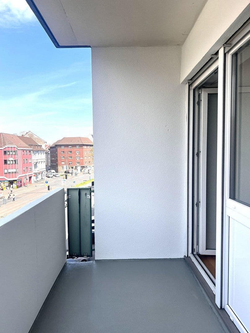 Pronájem bytu 3+1 70 m², G7, 27, Mannheim, Bádensko-Württembersko Pronájem bytu 3+1 70 m², G7, 27, Mannheim, Bádensko-Württembersko
