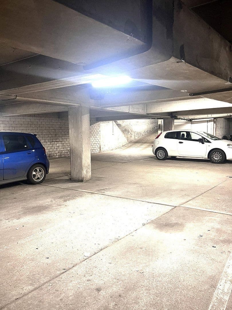 Pronájem bytu 3+1 70 m², G7, 27, Mannheim, Bádensko-Württembersko Pronájem bytu 3+1 70 m², G7, 27, Mannheim, Bádensko-Württembersko