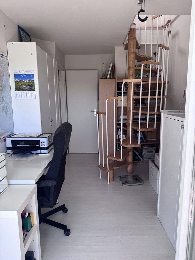 Prodej domu 114 m², pozemek 314 m², Hainbuchenweg, 36, Leonberg, Bádensko-Württembersko Prodej domu 114 m², pozemek 314 m², Hainbuchenweg, 36, Leonberg, Bádensko-Württembersko