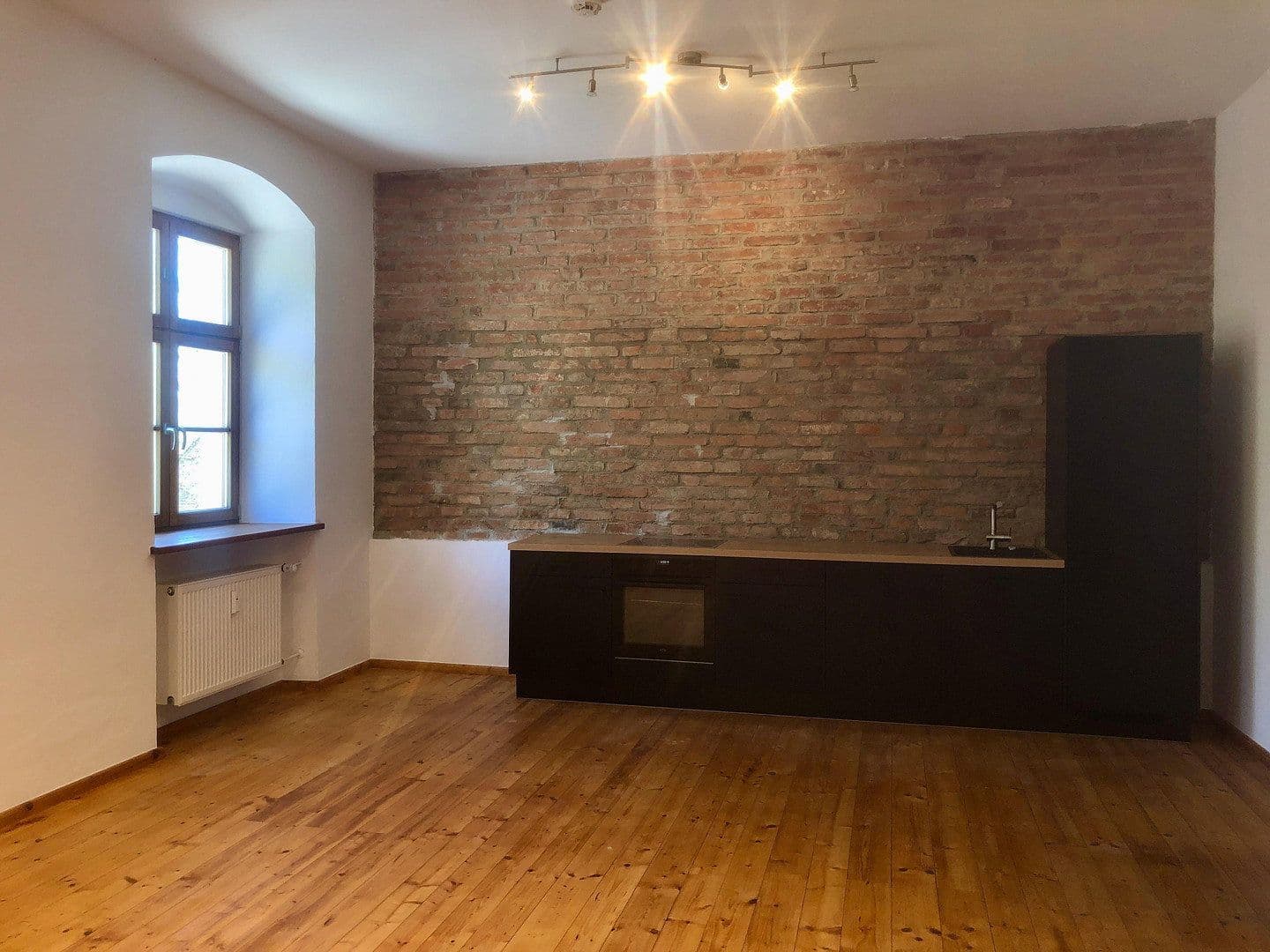 Pronájem bytu 2+1 66 m², Haag an der Amper, Bavorsko Pronájem bytu 2+1 66 m², Haag an der Amper, Bavorsko