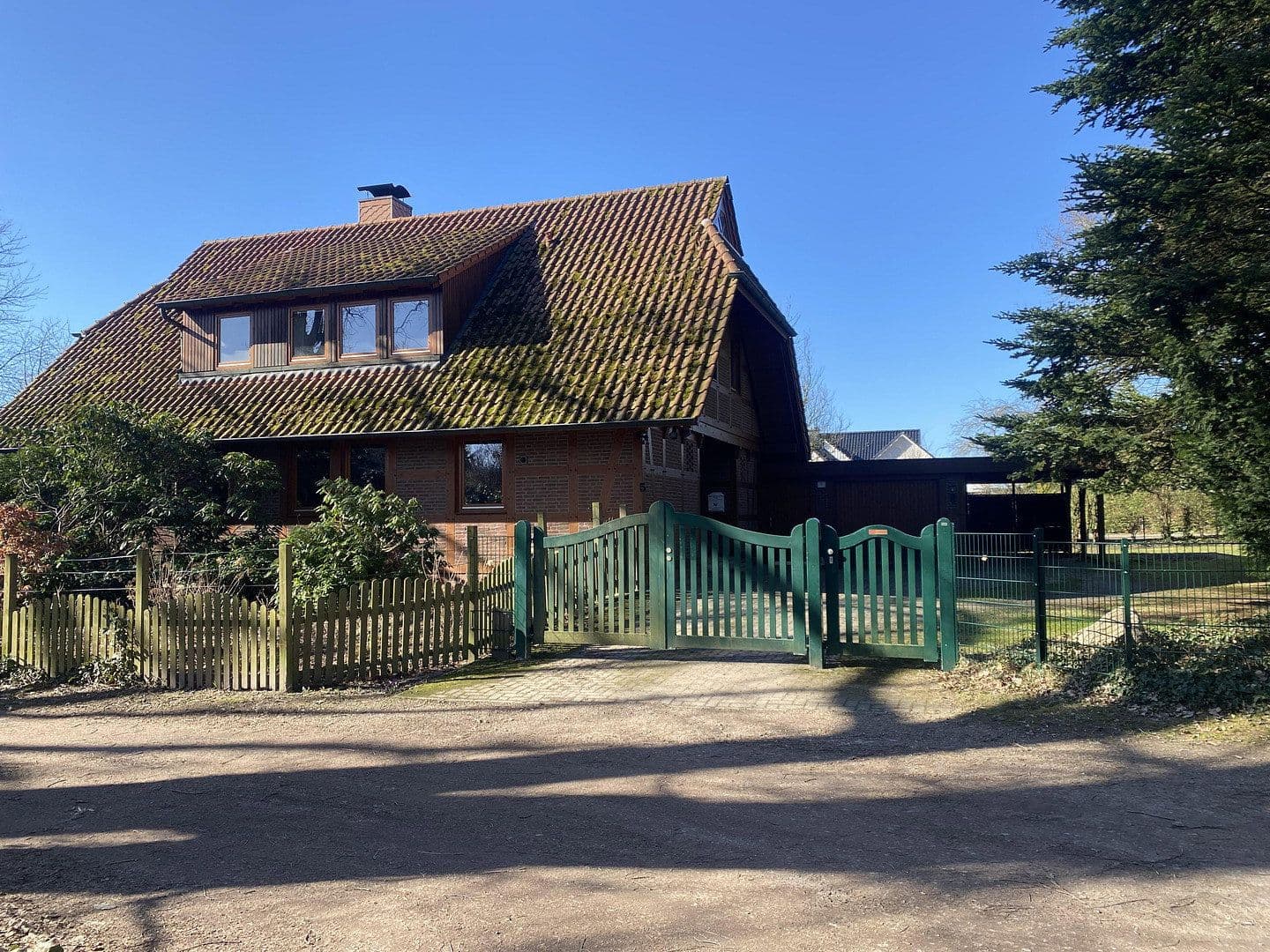 Prodej domu 150 m², pozemek 1.800 m², Appel, Dolní Sasko Prodej domu 150 m², pozemek 1.800 m², Appel, Dolní Sasko