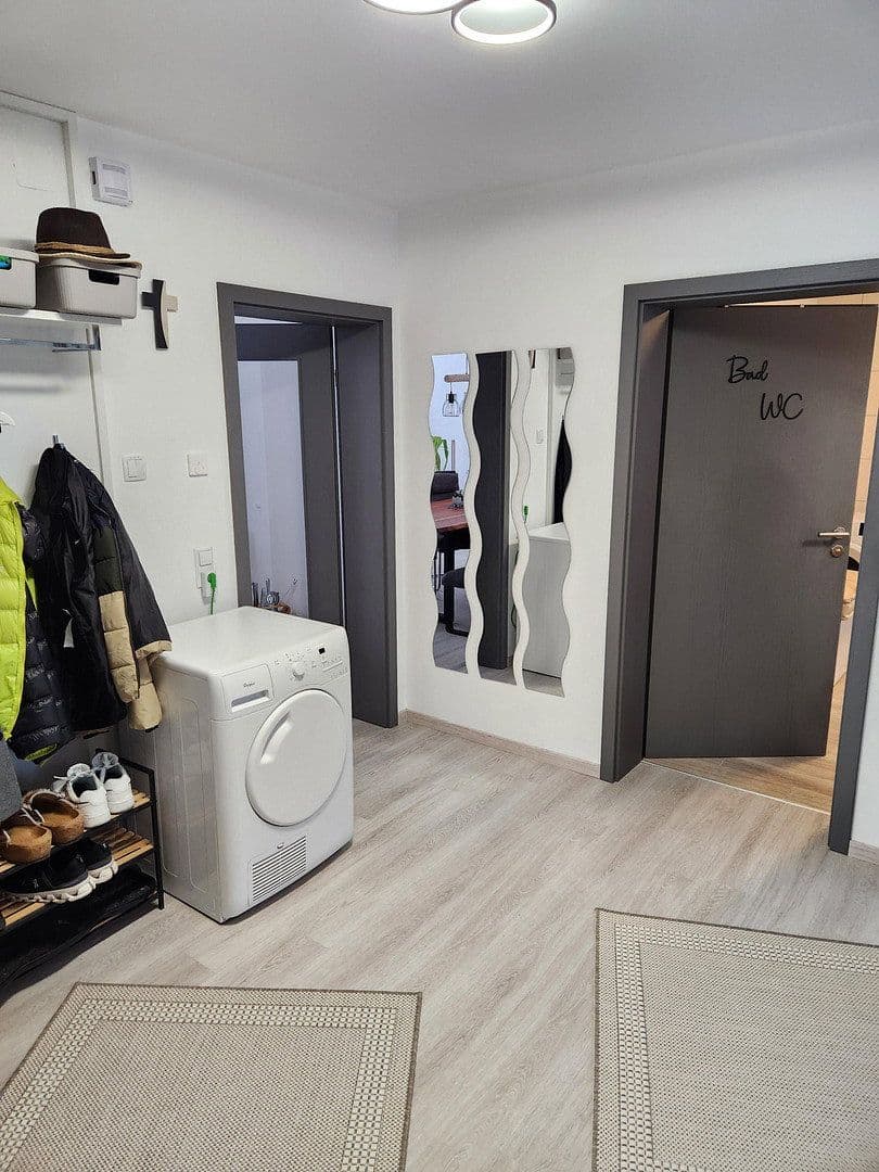 Pronájem bytu 3+kk 88 m², Heretsrieder Str. 22a, Biberbach, Bavorsko Pronájem bytu 3+kk 88 m², Heretsrieder Str. 22a, Biberbach, Bavorsko