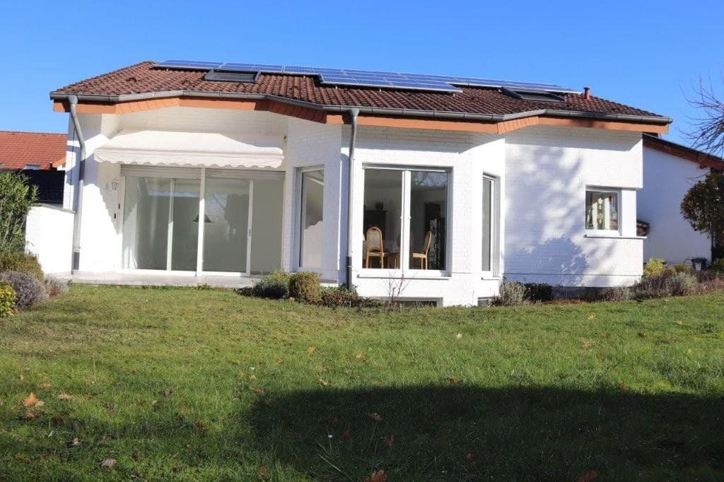 Prodej domu 202 m², pozemek 990 m², Paderborn, Severní Porýní-Vestfálsko Prodej domu 202 m², pozemek 990 m², Paderborn, Severní Porýní-Vestfálsko