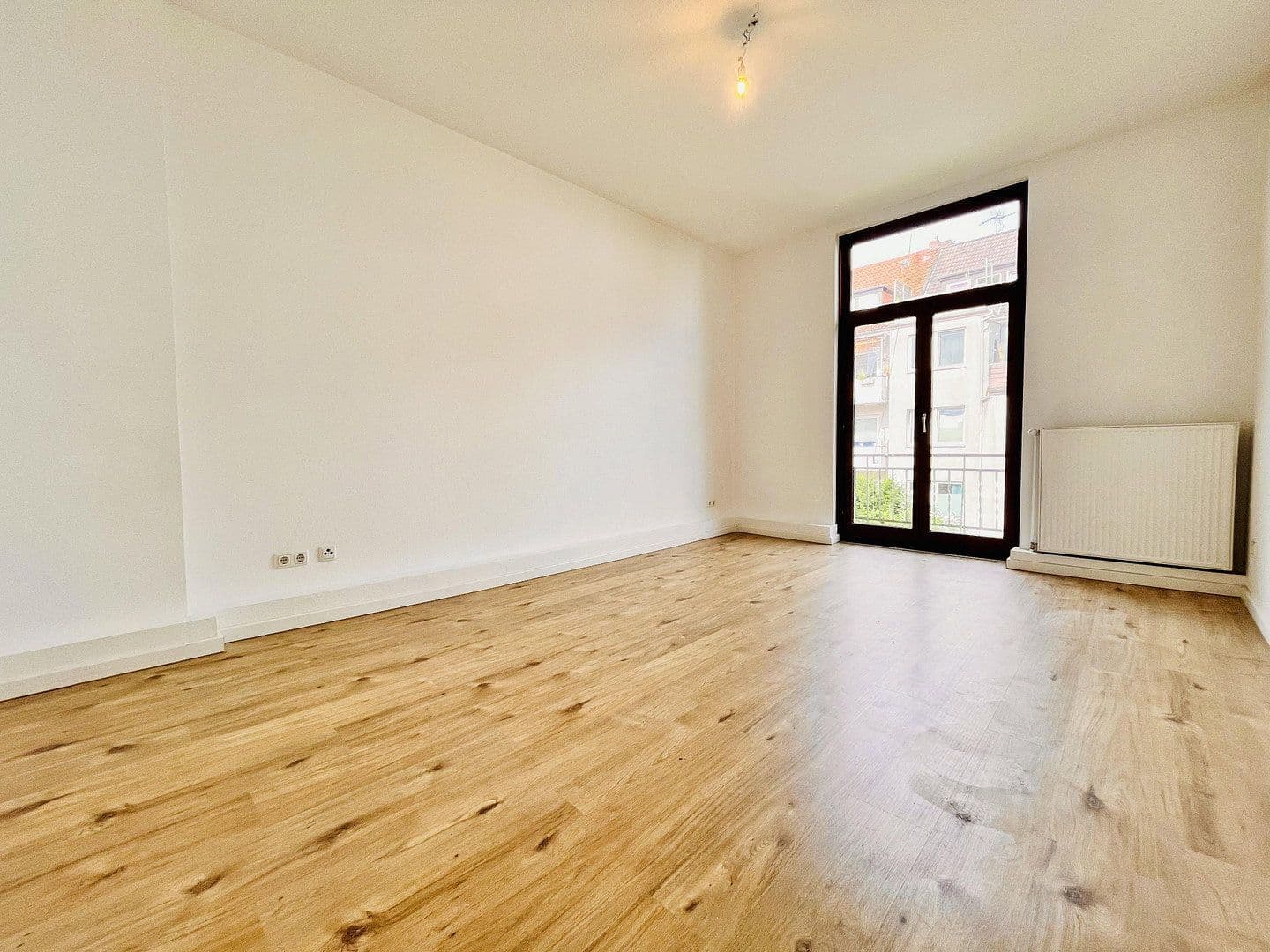 Pronájem bytu 2+1 65 m², Bremen, Bremen Pronájem bytu 2+1 65 m², Bremen, Bremen