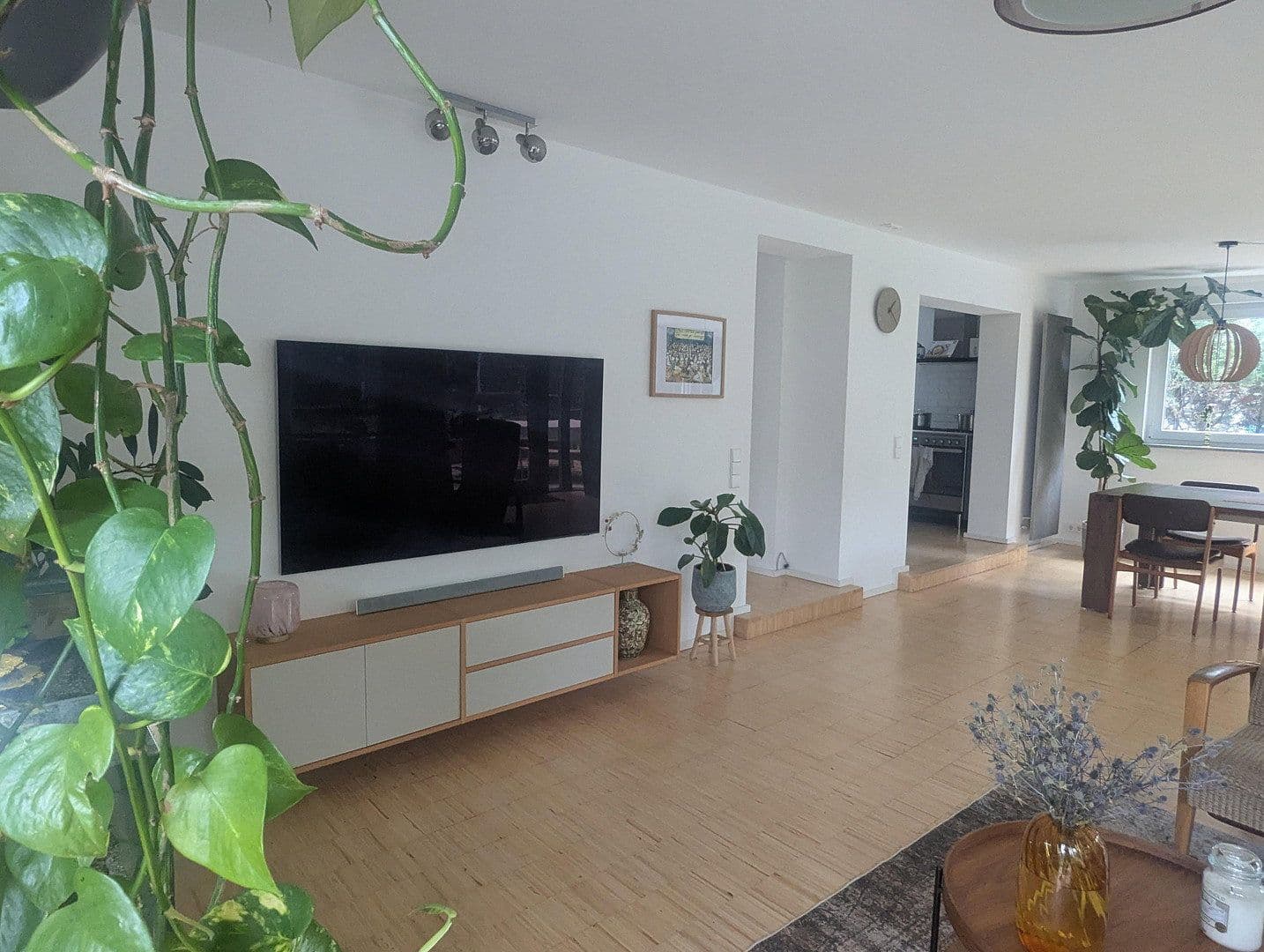 Prodej domu 250 m², pozemek 571 m², Korntal-Münchingen, Bádensko-Württembersko Prodej domu 250 m², pozemek 571 m², Korntal-Münchingen, Bádensko-Württembersko