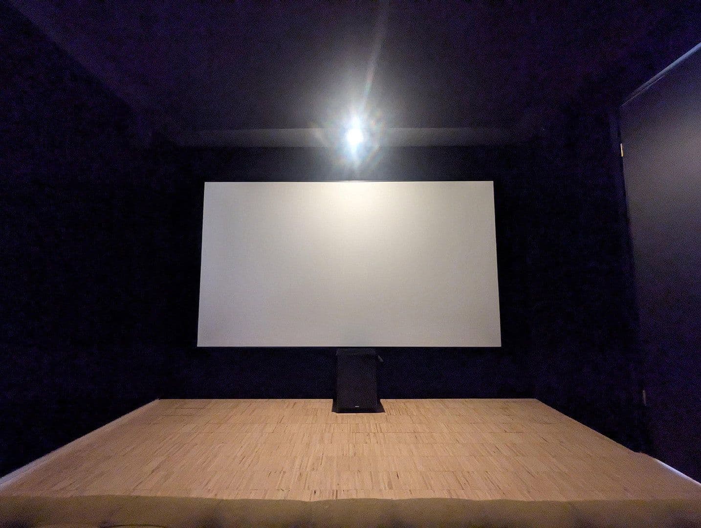 Prodej domu 250 m², pozemek 571 m², Korntal-Münchingen, Bádensko-Württembersko Prodej domu 250 m², pozemek 571 m², Korntal-Münchingen, Bádensko-Württembersko