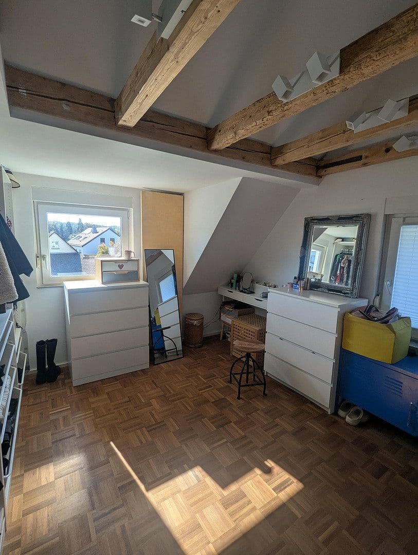 Prodej domu 250 m², pozemek 571 m², Korntal-Münchingen, Bádensko-Württembersko Prodej domu 250 m², pozemek 571 m², Korntal-Münchingen, Bádensko-Württembersko