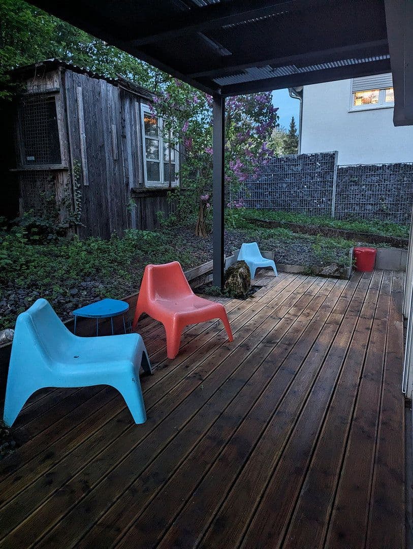 Prodej domu 250 m², pozemek 571 m², Korntal-Münchingen, Bádensko-Württembersko Prodej domu 250 m², pozemek 571 m², Korntal-Münchingen, Bádensko-Württembersko