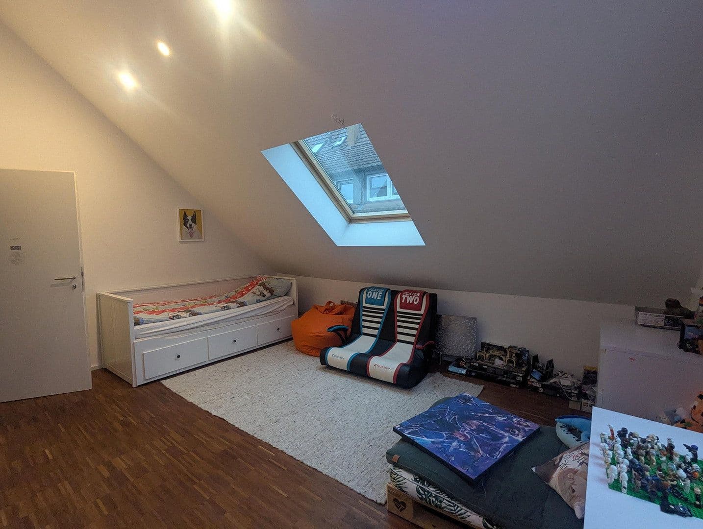 Prodej domu 250 m², pozemek 571 m², Korntal-Münchingen, Bádensko-Württembersko Prodej domu 250 m², pozemek 571 m², Korntal-Münchingen, Bádensko-Württembersko