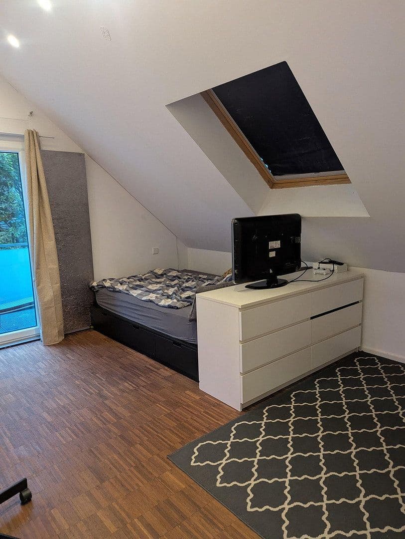 Prodej domu 250 m², pozemek 571 m², Korntal-Münchingen, Bádensko-Württembersko Prodej domu 250 m², pozemek 571 m², Korntal-Münchingen, Bádensko-Württembersko