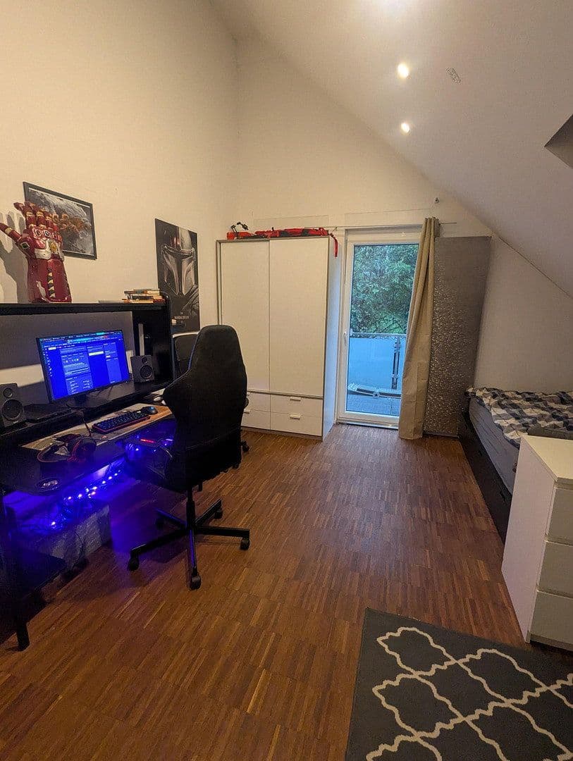 Prodej domu 250 m², pozemek 571 m², Korntal-Münchingen, Bádensko-Württembersko Prodej domu 250 m², pozemek 571 m², Korntal-Münchingen, Bádensko-Württembersko