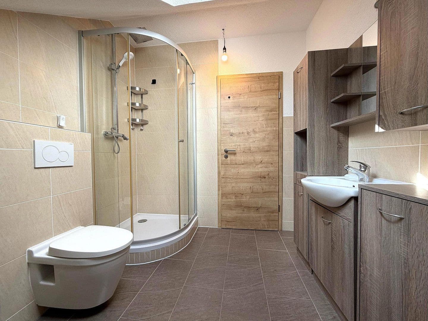 Pronájem bytu 3+1 72 m², Hauptstr. 22, Goddert, Porýní-Falc Pronájem bytu 3+1 72 m², Hauptstr. 22, Goddert, Porýní-Falc