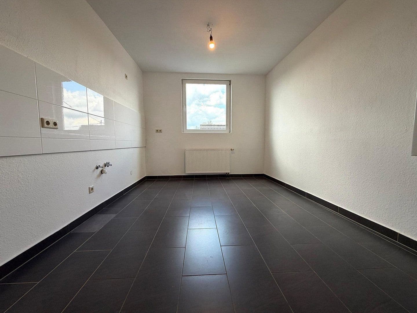 Pronájem bytu 3+1 72 m², Hauptstr. 22, Goddert, Porýní-Falc Pronájem bytu 3+1 72 m², Hauptstr. 22, Goddert, Porýní-Falc