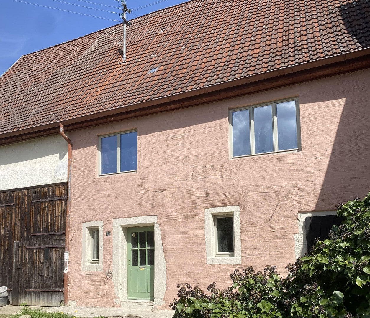 Prodej domu 164 m², pozemek 400 m², Rottenburg am Neckar, Bádensko-Württembersko Prodej domu 164 m², pozemek 400 m², Rottenburg am Neckar, Bádensko-Württembersko