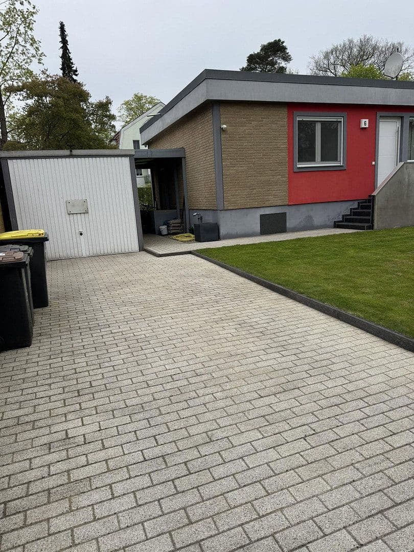 Prodej domu 110 m², pozemek 787 m², Berlin, Berlín Prodej domu 110 m², pozemek 787 m², Berlin, Berlín