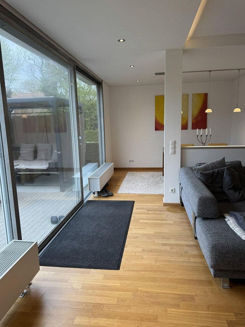 Prodej domu 110 m², pozemek 787 m², Berlin, Berlín Prodej domu 110 m², pozemek 787 m², Berlin, Berlín