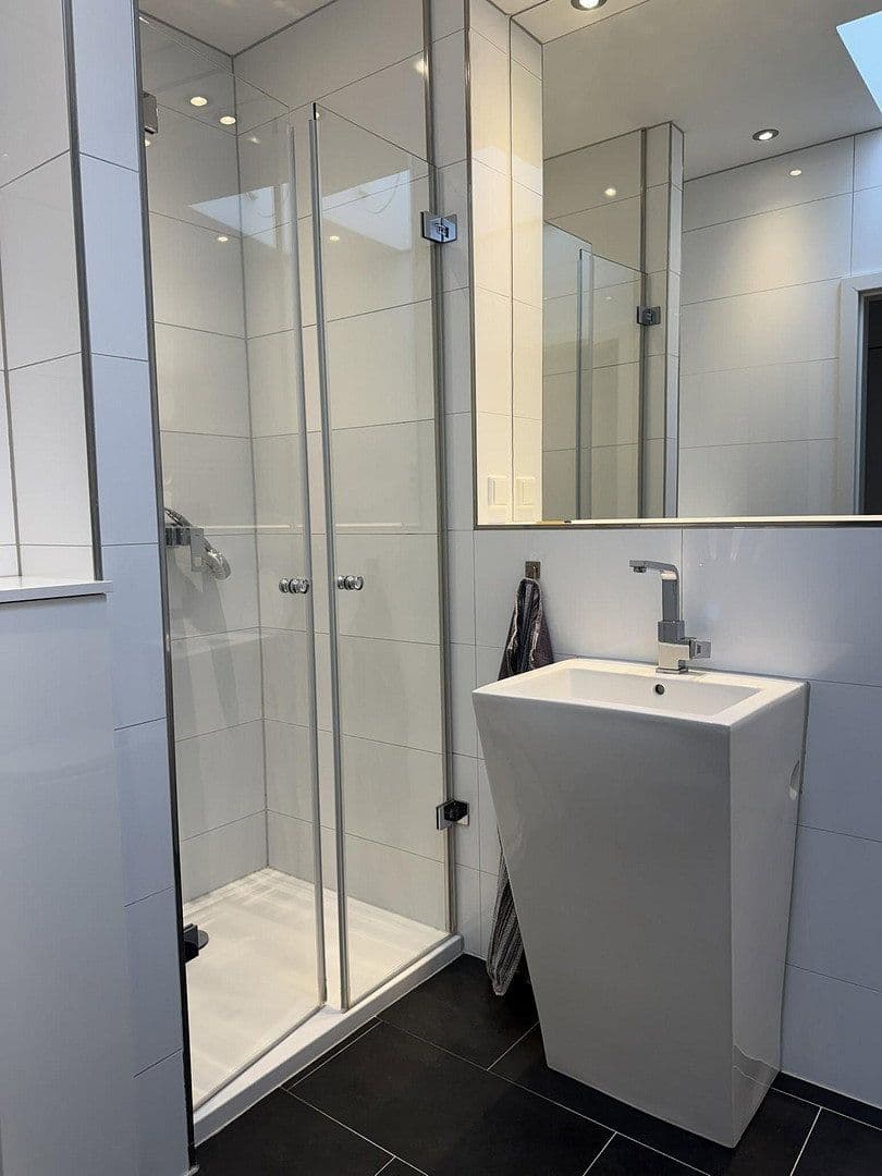 Prodej domu 110 m², pozemek 787 m², Berlin, Berlín Prodej domu 110 m², pozemek 787 m², Berlin, Berlín