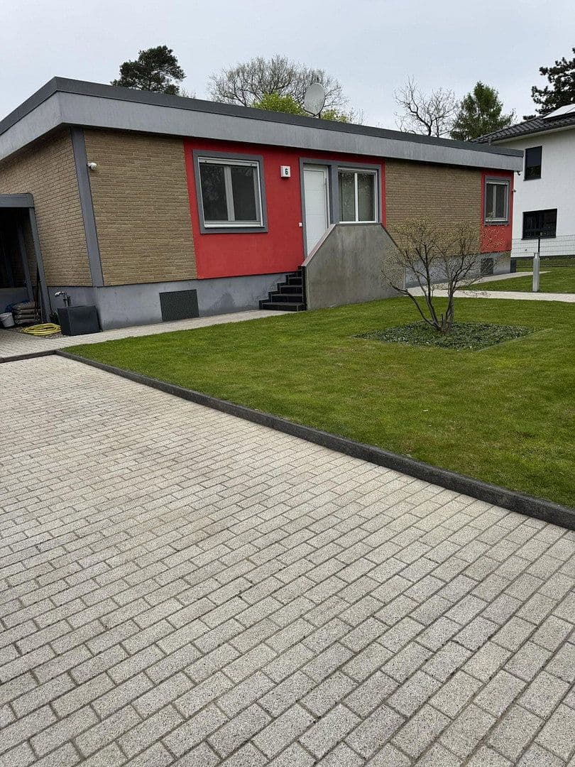 Prodej domu 110 m², pozemek 787 m², Berlin, Berlín Prodej domu 110 m², pozemek 787 m², Berlin, Berlín