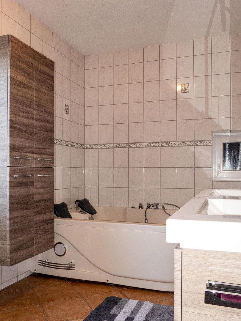 Prodej domu 253 m², pozemek 820 m², Langenargen, Bádensko-Württembersko Prodej domu 253 m², pozemek 820 m², Langenargen, Bádensko-Württembersko