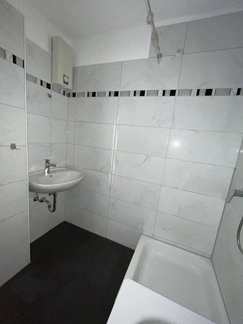 Pronájem bytu 3+kk 80 m², Bochumer Str. 72 b, Hattingen, Severní Porýní-Vestfálsko Pronájem bytu 3+kk 80 m², Bochumer Str. 72 b, Hattingen, Severní Porýní-Vestfálsko