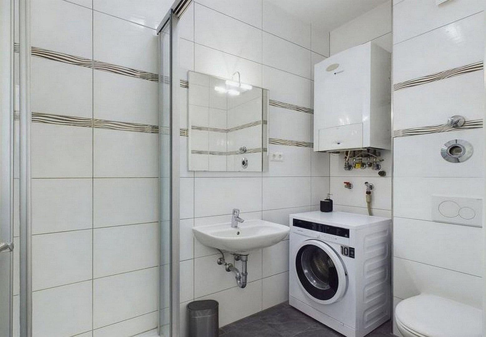 Pronájem bytu 2+1 45 m², Otl-Aicher-Straße 18, München, Bavorsko Pronájem bytu 2+1 45 m², Otl-Aicher-Straße 18, München, Bavorsko