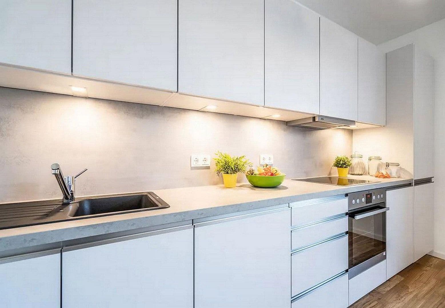 Pronájem bytu 3+1 67 m², Agrippastraße 16, Köln, Severní Porýní-Vestfálsko Pronájem bytu 3+1 67 m², Agrippastraße 16, Köln, Severní Porýní-Vestfálsko