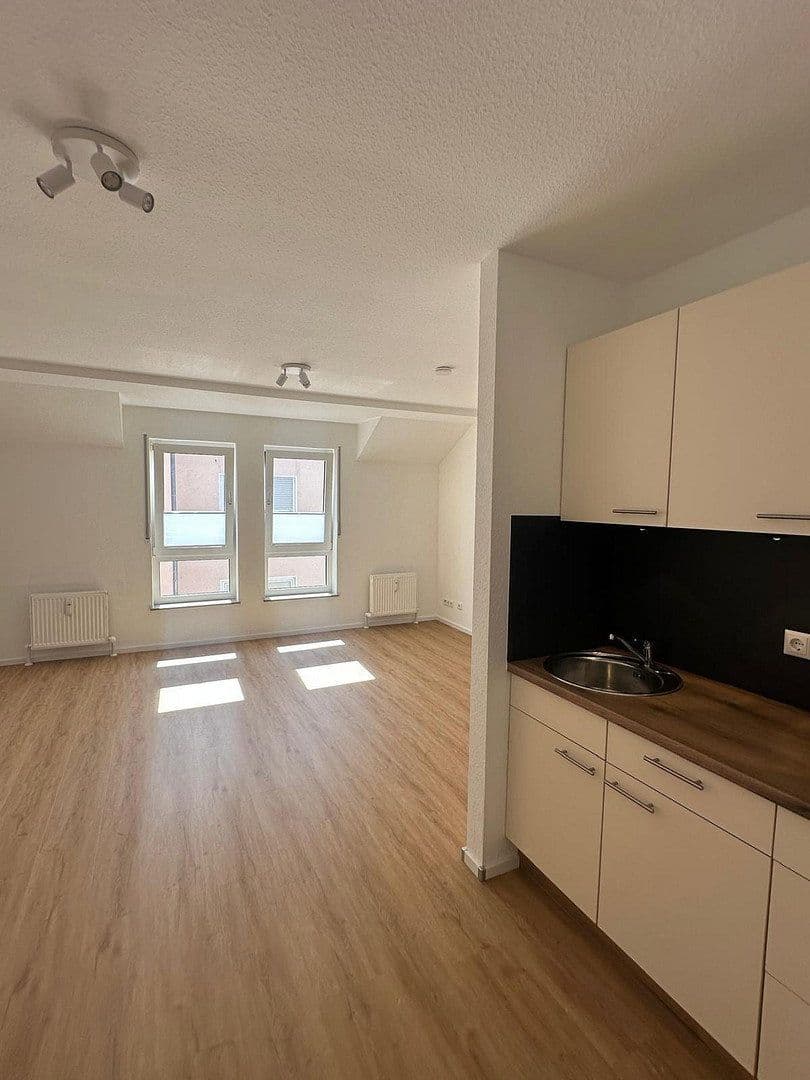 Pronájem bytu 1+1 38 m², Frankfurter Str. 14, Bad Vilbel, Hessen Pronájem bytu 1+1 38 m², Frankfurter Str. 14, Bad Vilbel, Hessen