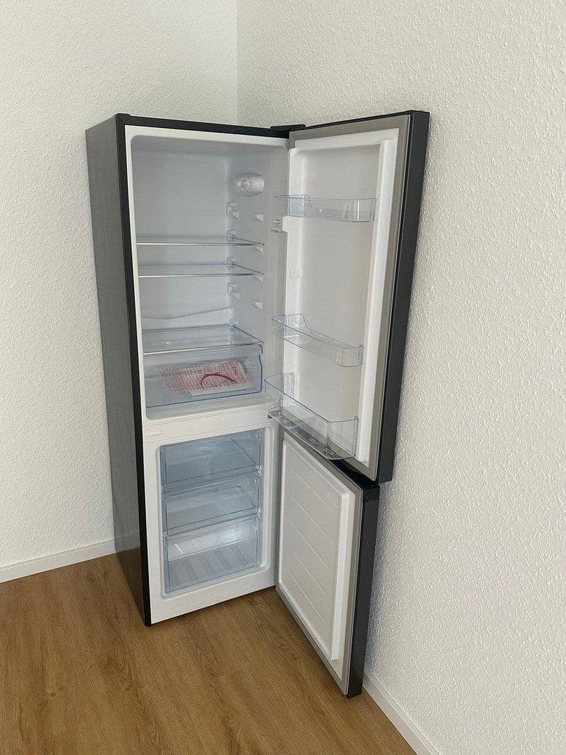 Pronájem bytu 1+1 38 m², Frankfurter Str. 14, Bad Vilbel, Hessen Pronájem bytu 1+1 38 m², Frankfurter Str. 14, Bad Vilbel, Hessen