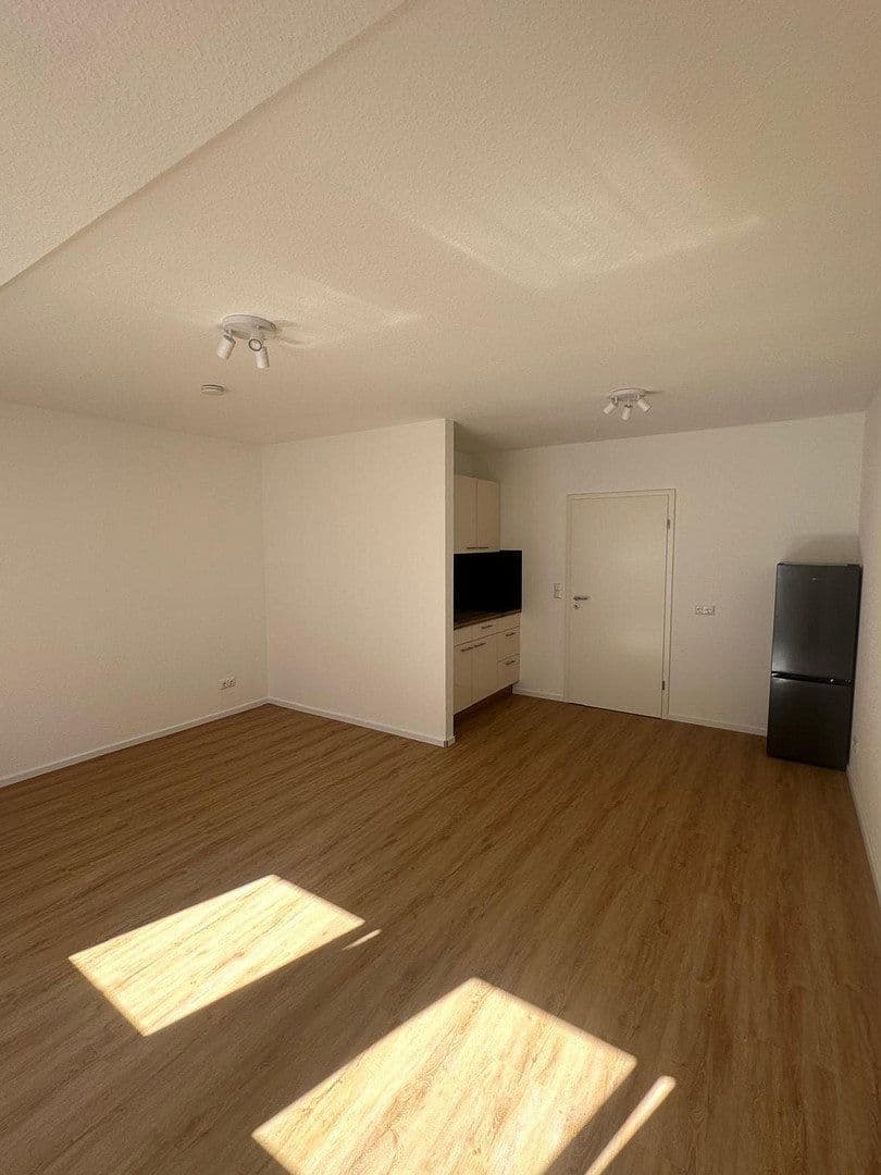 Pronájem bytu 1+1 38 m², Frankfurter Str. 14, Bad Vilbel, Hessen Pronájem bytu 1+1 38 m², Frankfurter Str. 14, Bad Vilbel, Hessen