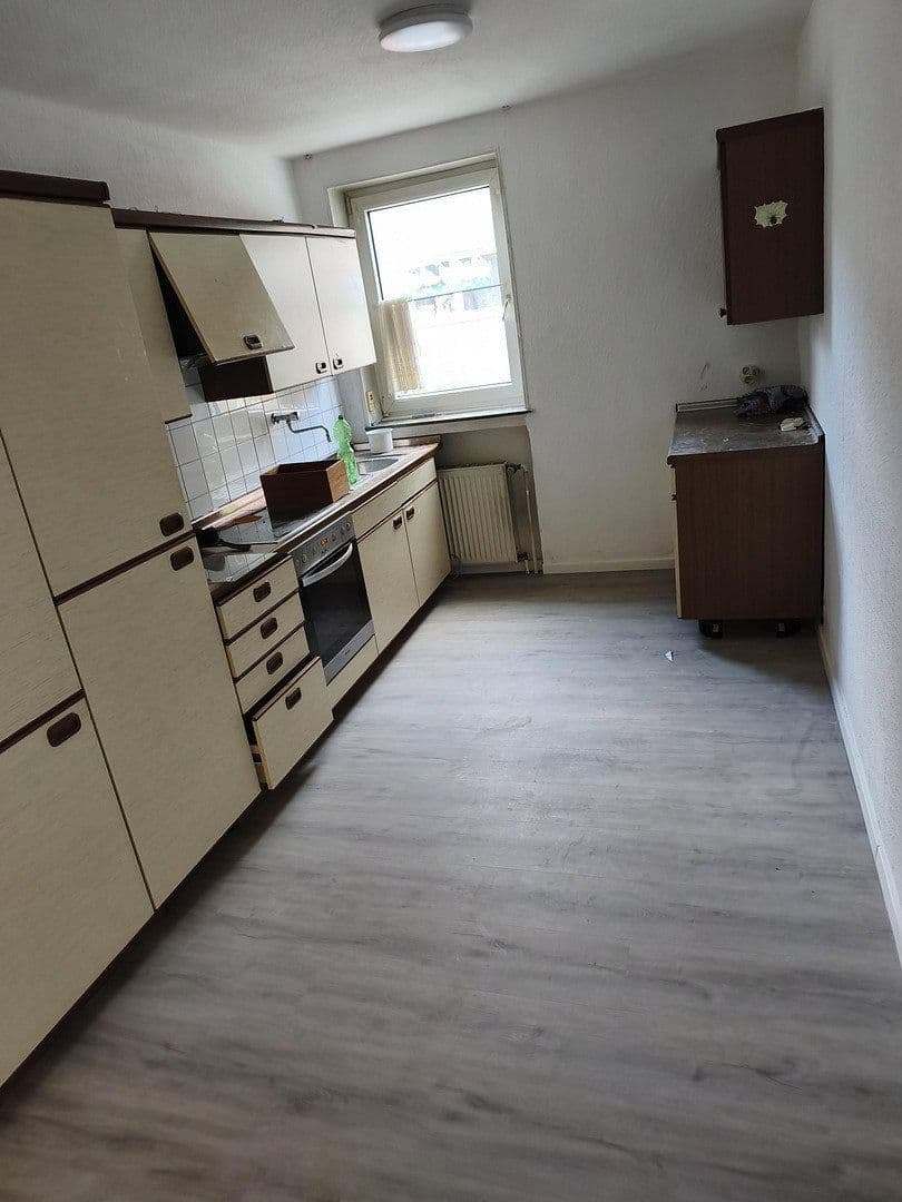 Pronájem bytu 2+1 50 m², Bergstr.8, Oberhausen, Severní Porýní-Vestfálsko Pronájem bytu 2+1 50 m², Bergstr.8, Oberhausen, Severní Porýní-Vestfálsko