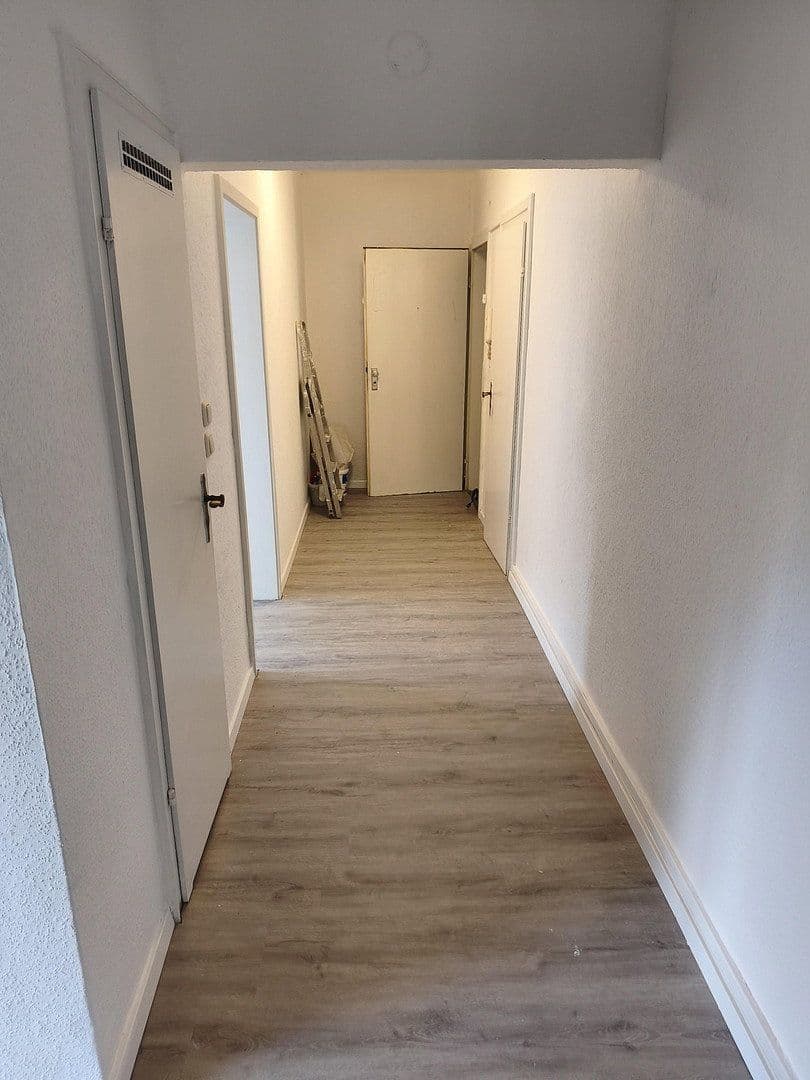 Pronájem bytu 2+1 50 m², Bergstr.8, Oberhausen, Severní Porýní-Vestfálsko Pronájem bytu 2+1 50 m², Bergstr.8, Oberhausen, Severní Porýní-Vestfálsko