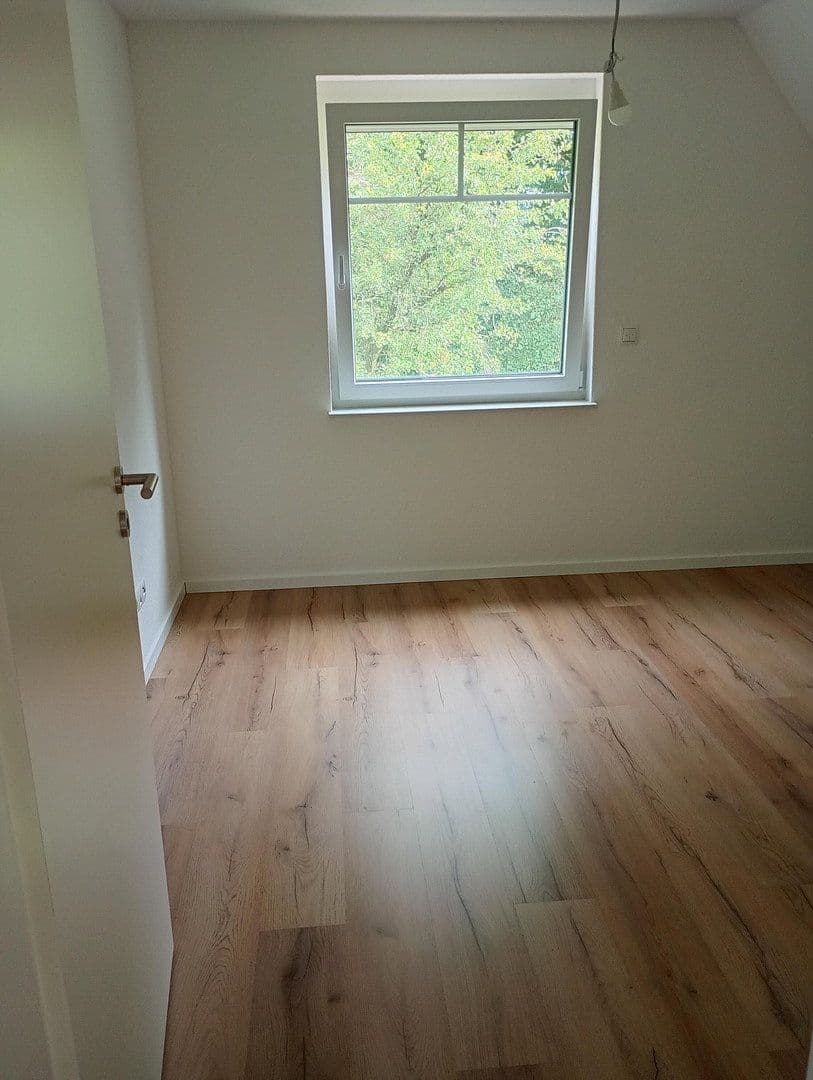 Pronájem domu 130 m², pozemek 1 m², Löningen, Dolní Sasko Pronájem domu 130 m², pozemek 1 m², Löningen, Dolní Sasko