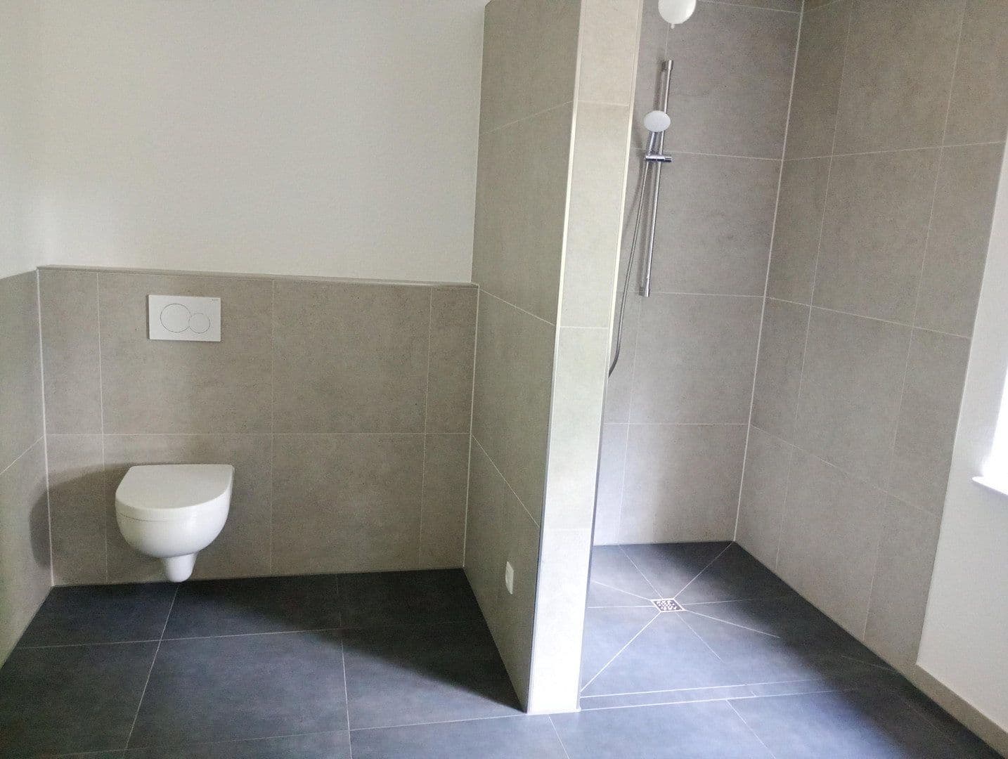 Pronájem domu 130 m², pozemek 1 m², Löningen, Dolní Sasko Pronájem domu 130 m², pozemek 1 m², Löningen, Dolní Sasko