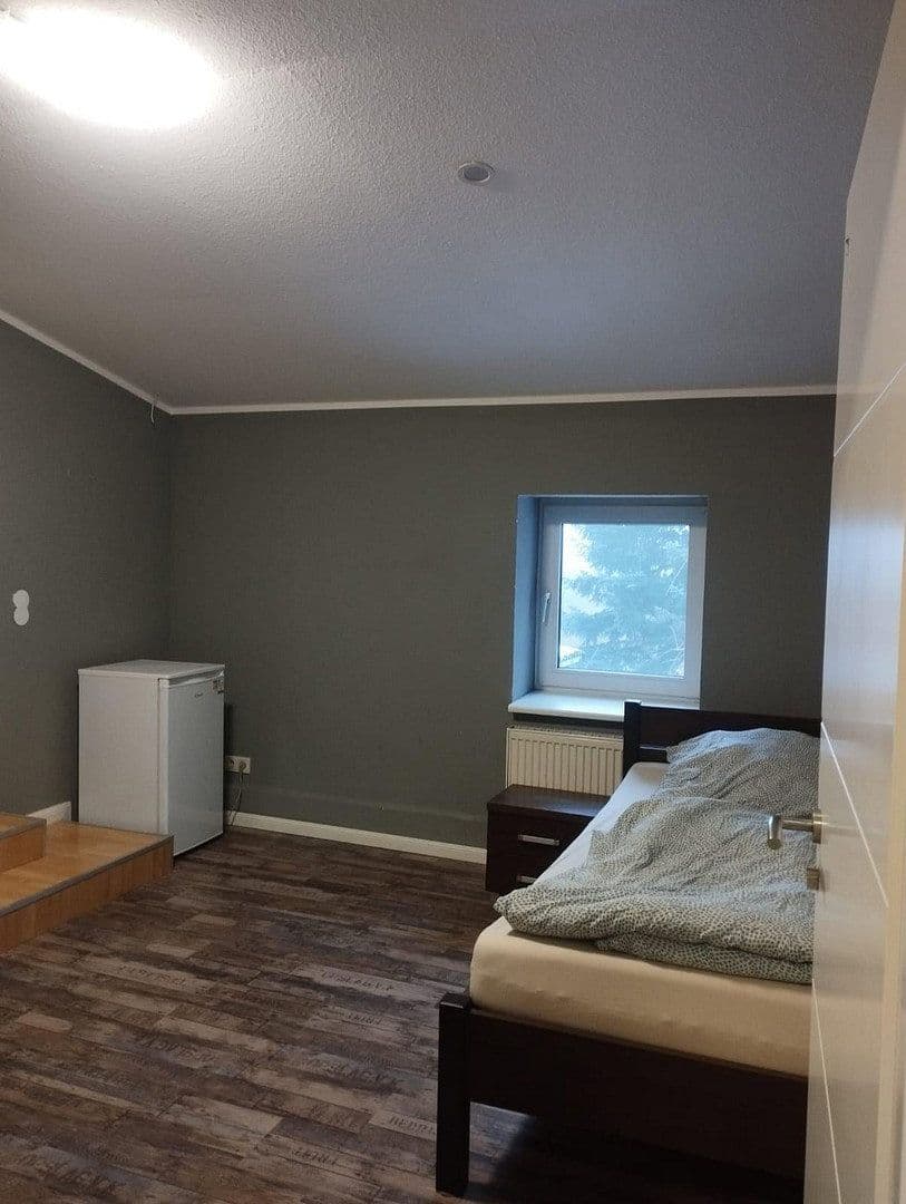 Pronájem domu 500 m², pozemek 2.500 m², Eichstädter Chaussee 12, Oberkrämer, Braniborsko Pronájem domu 500 m², pozemek 2.500 m², Eichstädter Chaussee 12, Oberkrämer, Braniborsko