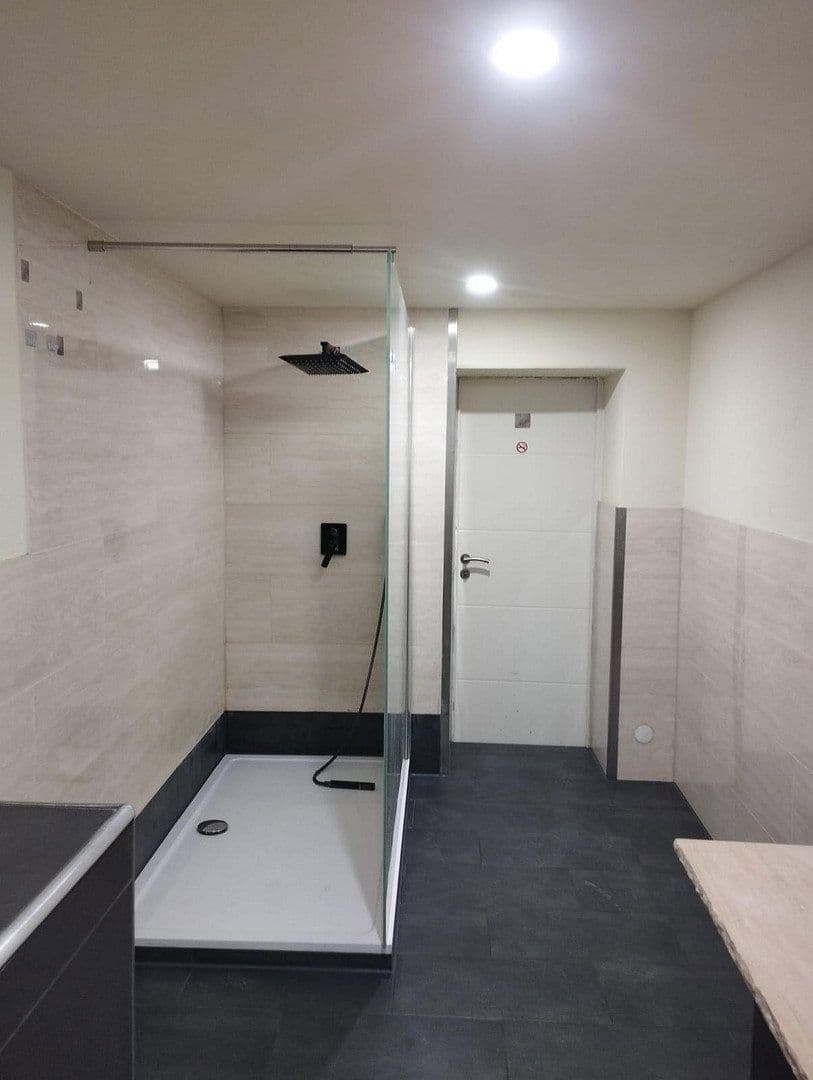 Pronájem domu 500 m², pozemek 2.500 m², Eichstädter Chaussee 12, Oberkrämer, Braniborsko Pronájem domu 500 m², pozemek 2.500 m², Eichstädter Chaussee 12, Oberkrämer, Braniborsko