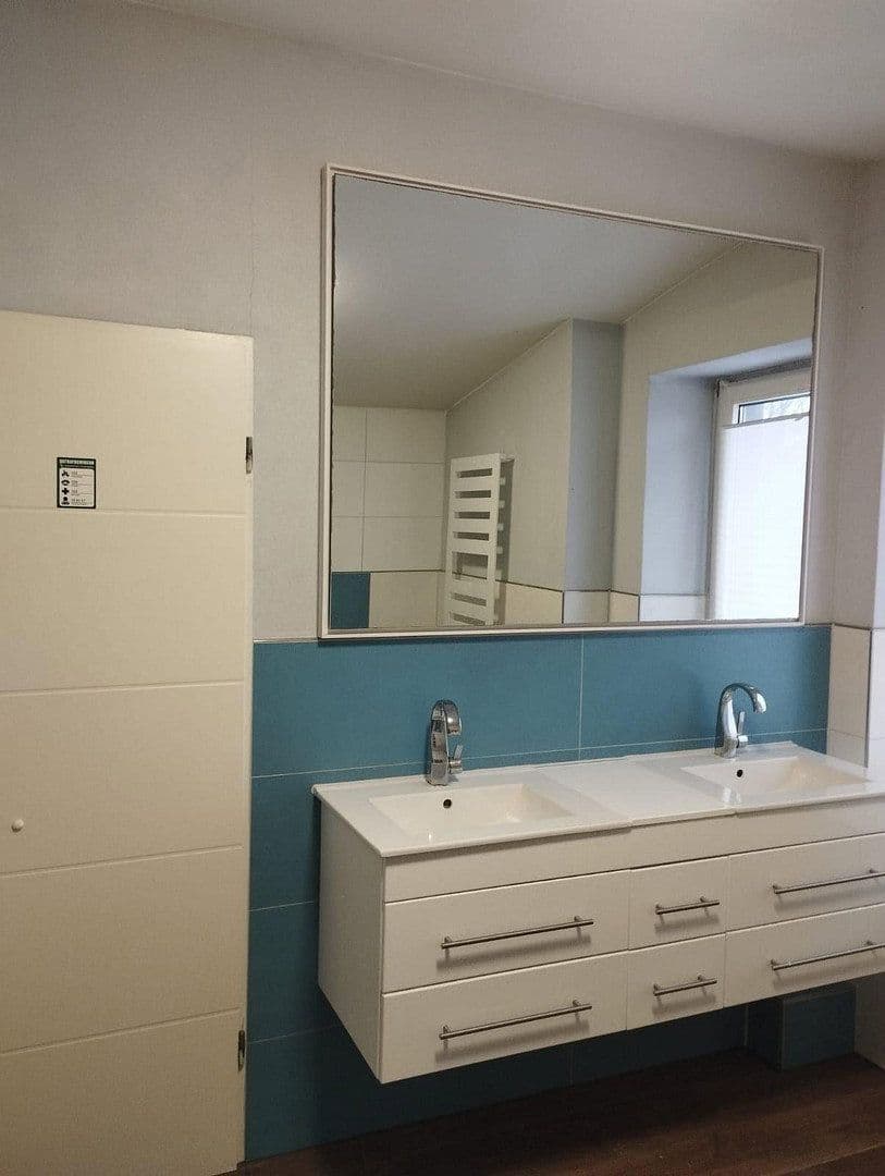 Pronájem domu 500 m², pozemek 2.500 m², Eichstädter Chaussee 12, Oberkrämer, Braniborsko Pronájem domu 500 m², pozemek 2.500 m², Eichstädter Chaussee 12, Oberkrämer, Braniborsko