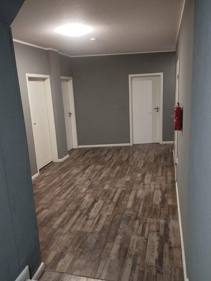 Pronájem domu 500 m², pozemek 2.500 m², Eichstädter Chaussee 12, Oberkrämer, Braniborsko Pronájem domu 500 m², pozemek 2.500 m², Eichstädter Chaussee 12, Oberkrämer, Braniborsko