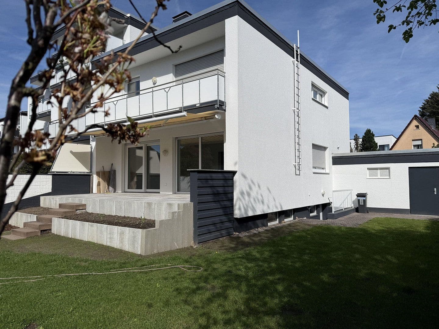 Pronájem domu 132 m², pozemek 400 m², Rödermark, Hessen Pronájem domu 132 m², pozemek 400 m², Rödermark, Hessen